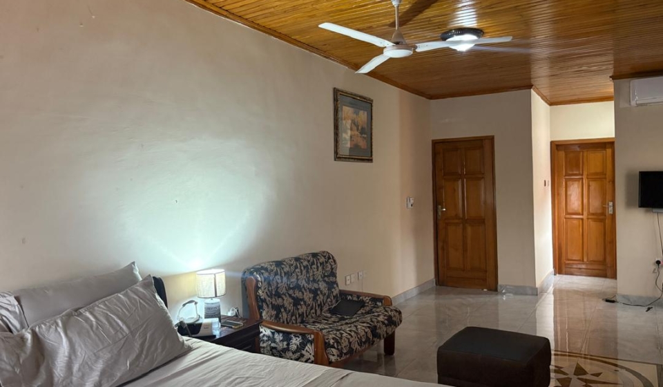 WhatsApp Image 2025-11-30 at 07.00.55 (1)