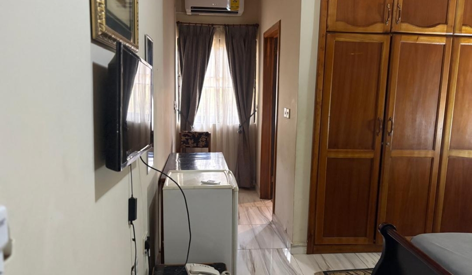 WhatsApp Image 2025-11-30 at 07.06.07